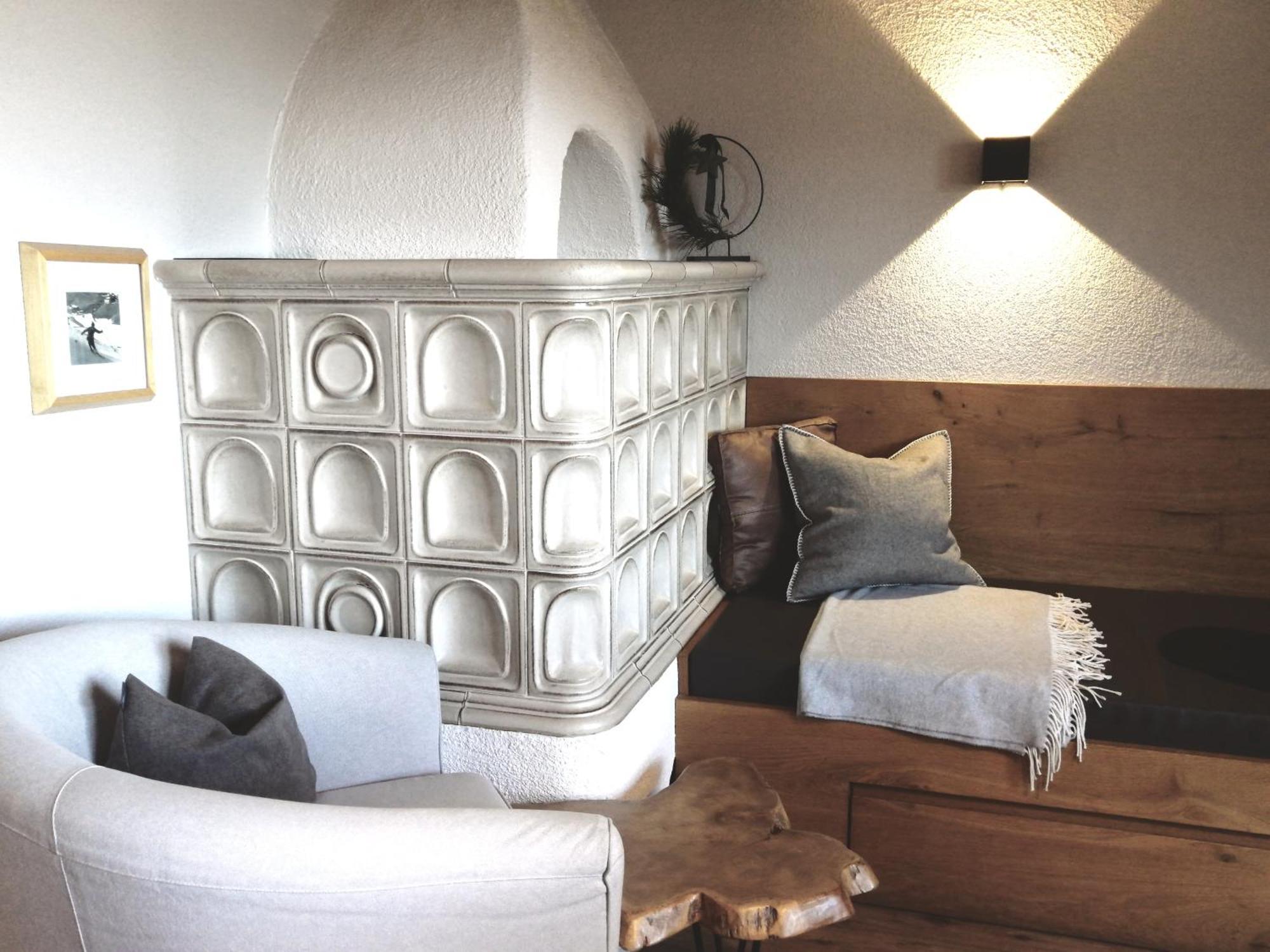 Huber - Das Tiroler B&B Bed & Breakfast 2*